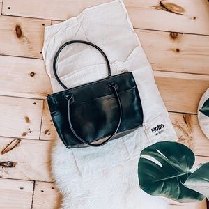 HOBO| Black leather shoulder bag